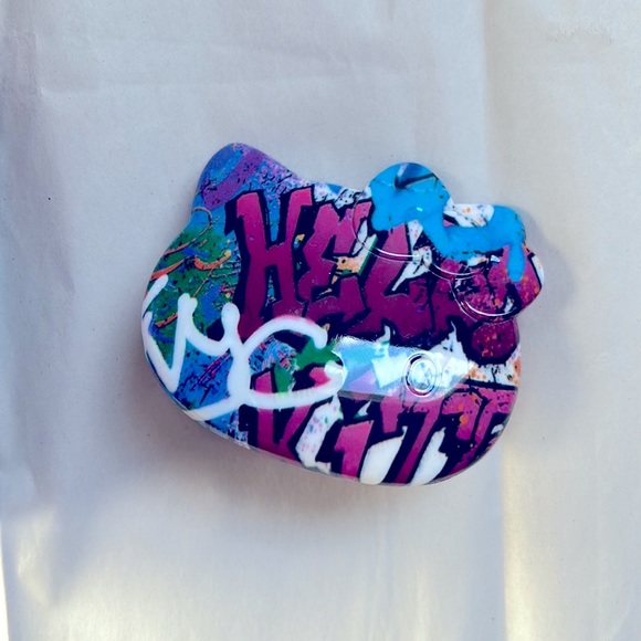 Hello Kitty graphic make up bag and mirror - Picture 4 of 7